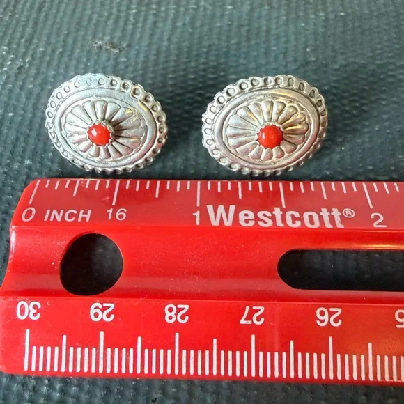 Vintage Navajo sterling silver & coral earrings - Picture 4 of 4